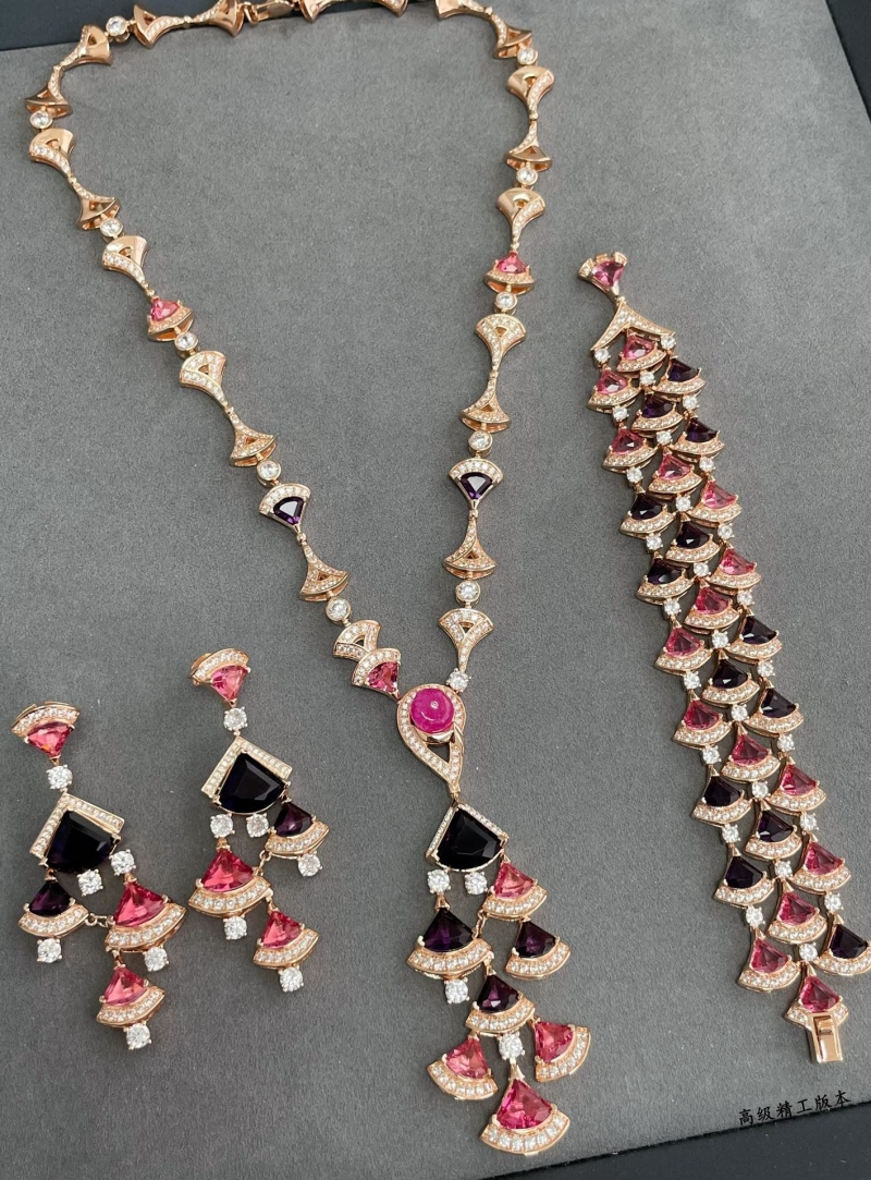 Bv1g*ai earrings